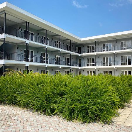 Hotel Mandarin Pizunda Exterior photo